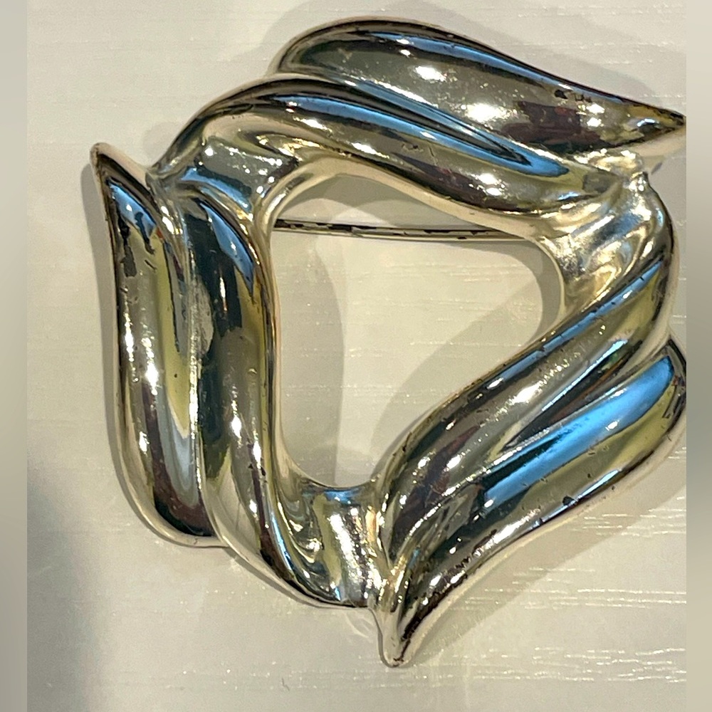 Vintage Silver Tone Brooch Pin Abstract Art Beautiful